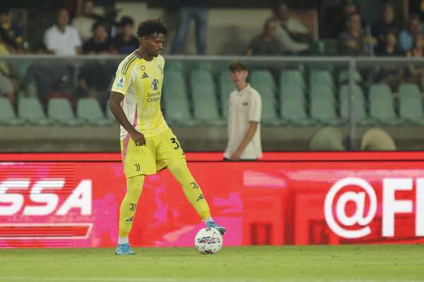 意甲尤文左后卫卡巴尔积极恢复,计划国际赛后重返赛场